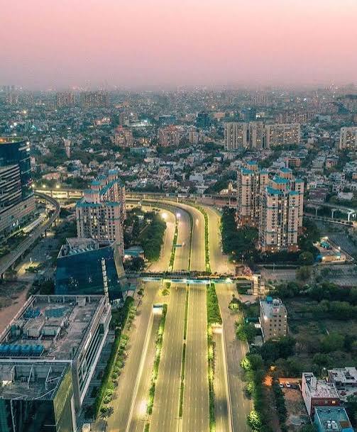 Gurgaon city and road photograph